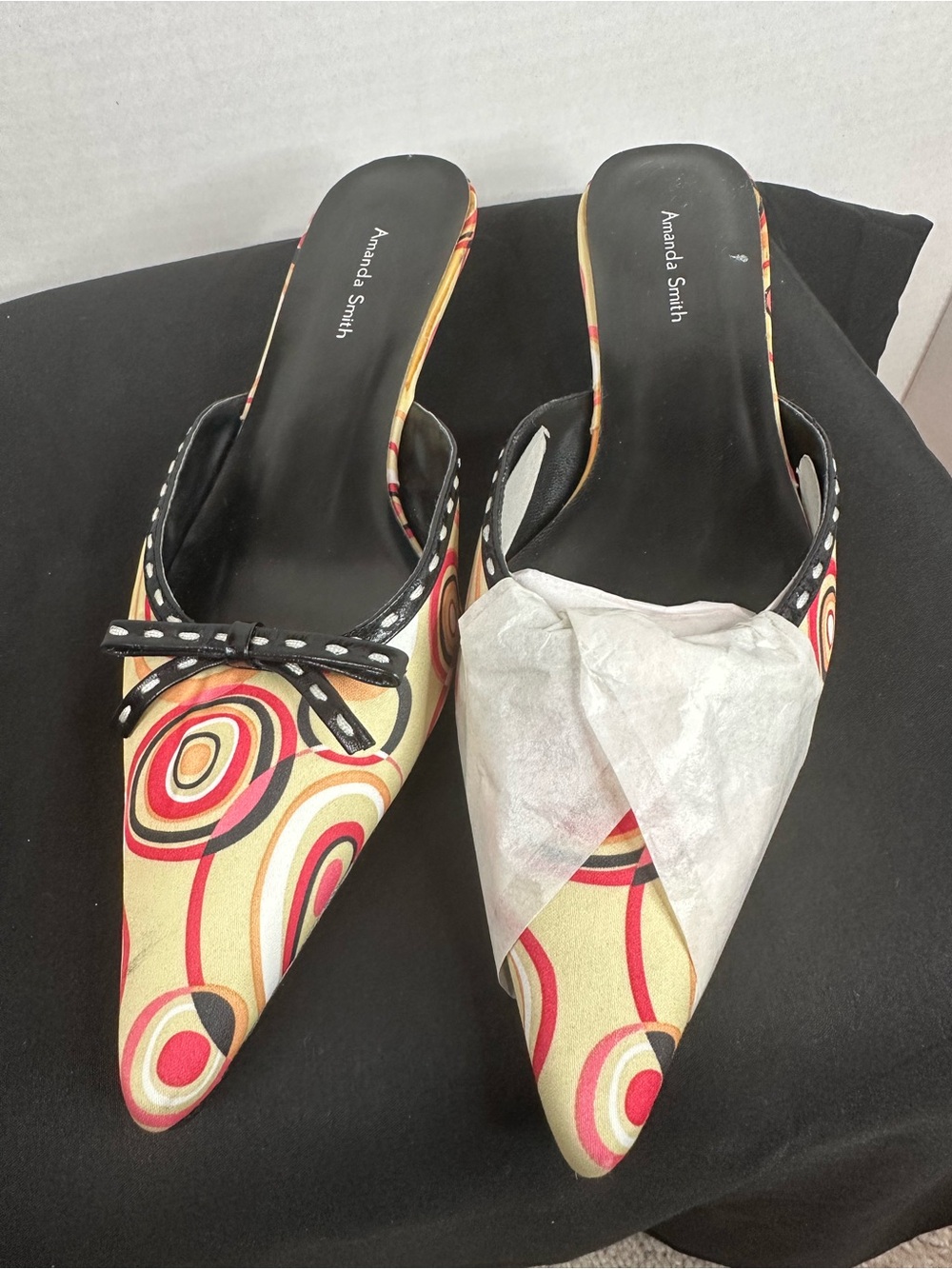 Amanda Smith Yellow Multicolor Circular-Pattern Pointed-Toe Mules with Black Bow